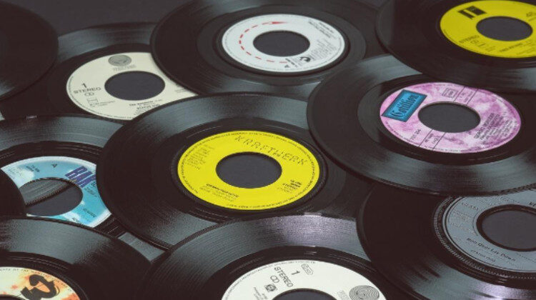 Vinyl in the Digital Age: 4 Factors That Make Vinyl Records Stand Out -  Vinyl Chapters